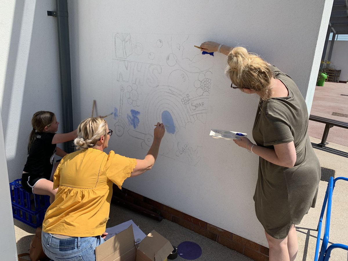 Mrs D Parfitt tweet media