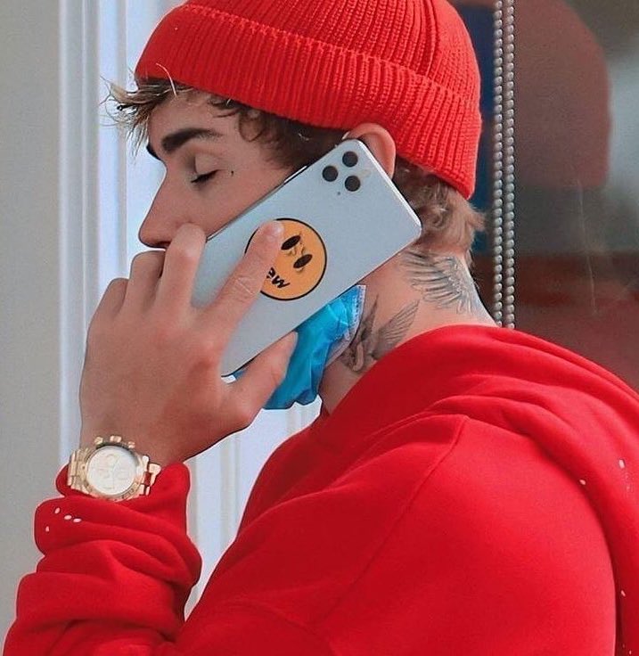 biebersdepths's tweet photo. JUSTIN BIEBER IS TOO FINE https://t.co/Qdzitfkb55