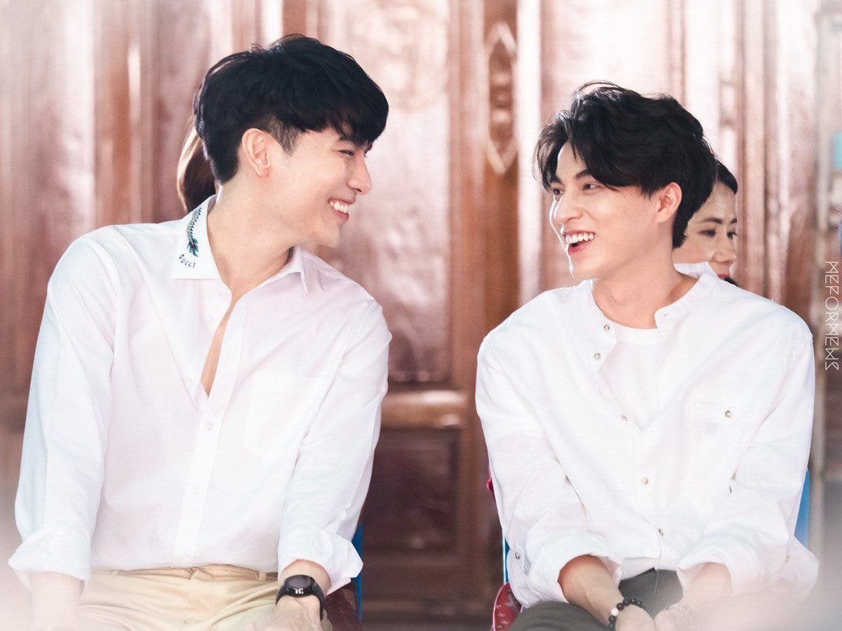 When  #มิวกลัฟปฟกคือเรื่องจริง is explained in a photo set (4)