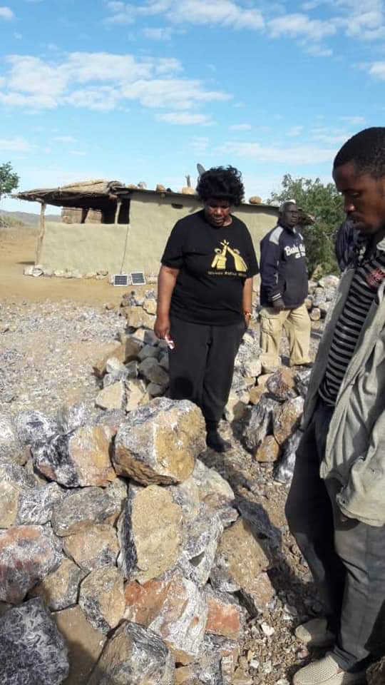 Women Aiding  Women a partner and member of SAYOF_SADC is currently in Mumbwa training Communities about Climate Resilient Initiatives and artisal mining .
@SAYoF_SADC <a href="/mwapemgreen/">MAGGIE  MAPALO MWAPE</a> <a href="/ClimatePower/">Climate Power</a> <a href="/ClimateFunds/">ClimateFunds</a> <a href="/GondoGizim/">Misheck Gondo</a>