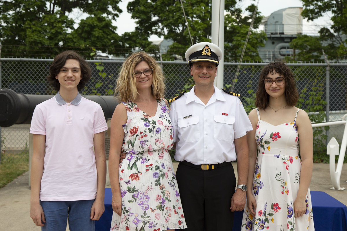 HMCS_NCSM_STAR's tweet photo. Yesterday, the command team of HMCS STAR was honoured to promote Lt(N) Michael Di Berado to LCDr, a milestone in any officer’s career, and a rank that is not commonly achieved in the Naval Reserve.
Congratulations Sir!
#hmcsstar #hamont #RCNavy https://t.co/DCZZq9NSZt