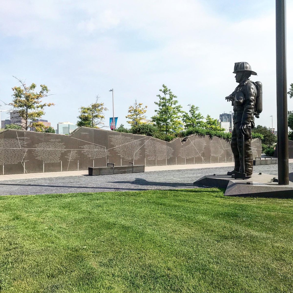 TomHaughn's tweet photo. Morning reflection. #canadianfallenfirefightersmemorial #nevertobeforgotten #firefightermemorial https://t.co/WAWgdQNvCT