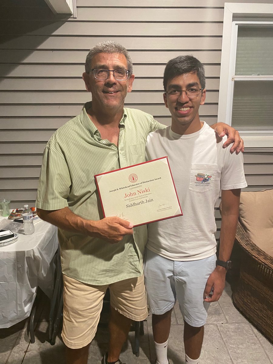 siddharthjainct's tweet photo. Thank you Mr. Niski @sheltongaelsAD for your continuous support in my education and extracurricular activities! I’m honored to name you as my @cokescholar distinguished educator! @kriddleSHS @SheltonCTSuper #ct126 https://t.co/LiSmrdbpCU