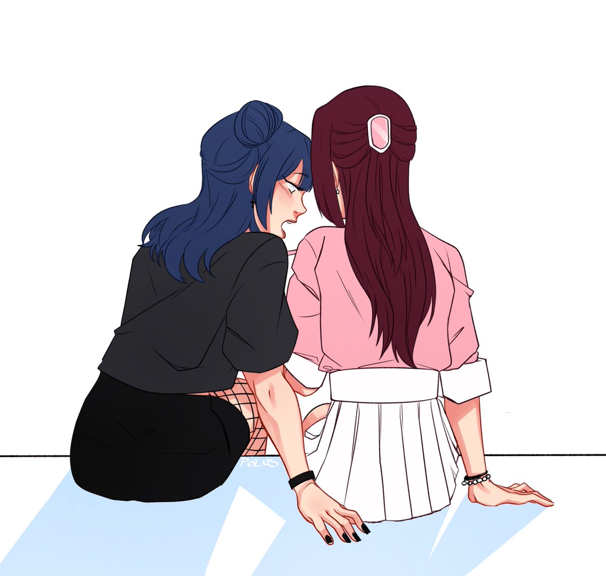 whatever Riko is showing or teaching Yoshiko is up to you, I haven't thought about it lol
#よしりこ #lovelive 