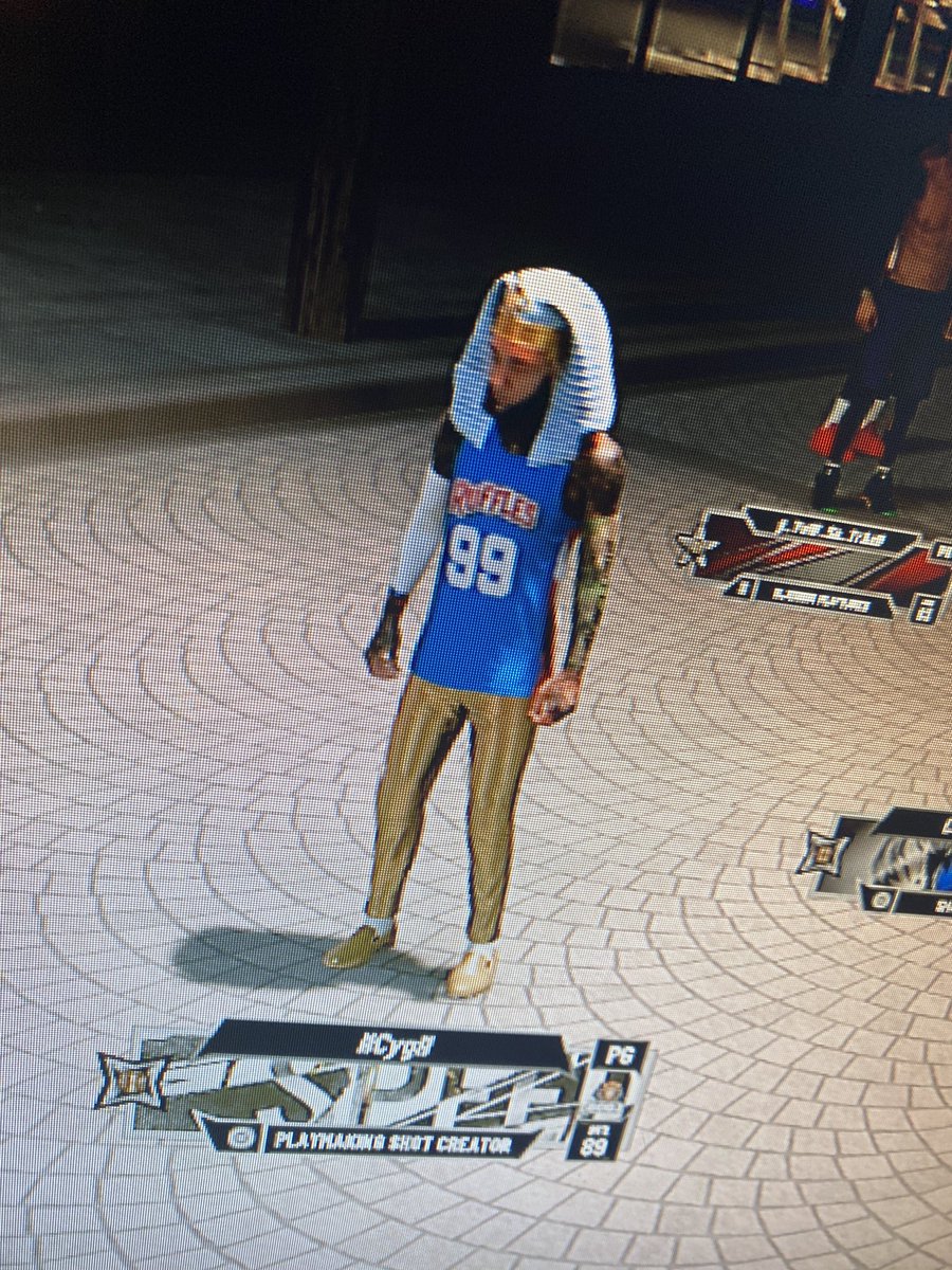 ImGlitchyK's tweet photo. If you want any event clothes or mascots on PS4 DM me ASAP we have CRAZY bundles! Serious Inquires only‼️ https://t.co/3cUhYK5Ylj
