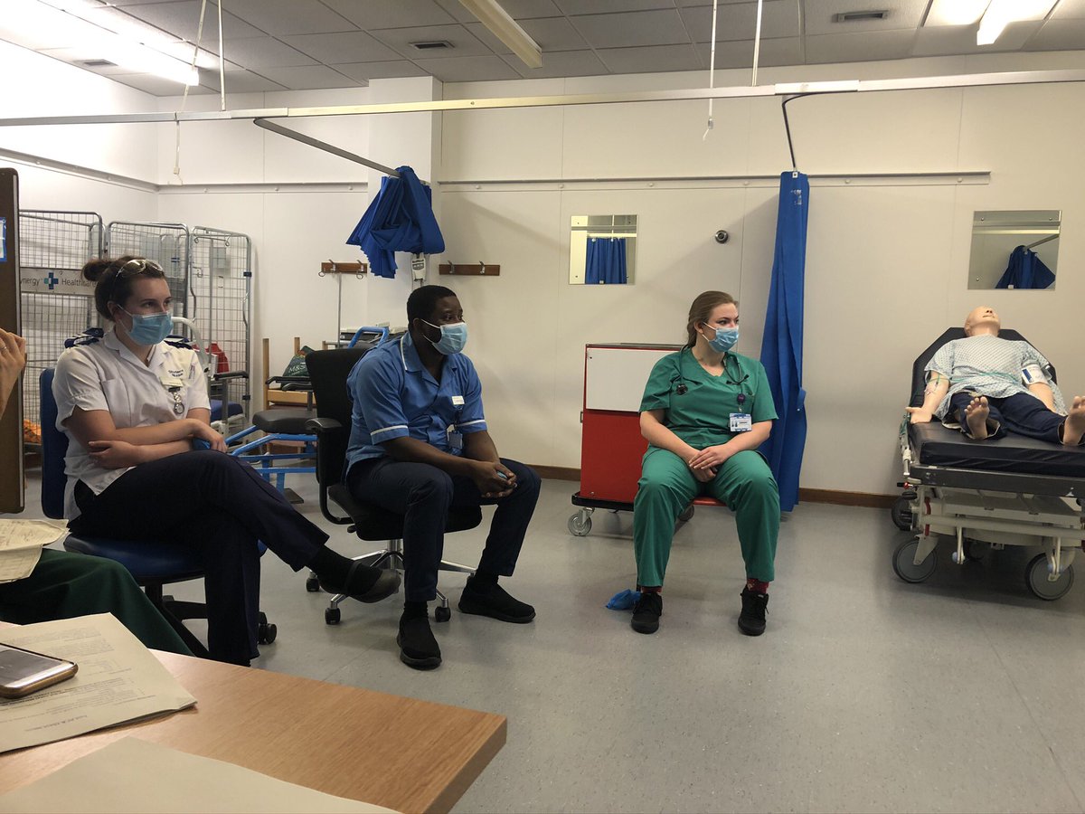StephanieOade's tweet photo. And we’re back 🤩 reintroduction of #simulation to @acutemedLTHT today with adapted scenarios and settings &amp; added PPE for #Covid19UK considerations. #thankyou @MedEdLeeds for your support and to #ambulatorycare for the space! Small group sessions, distancing maintained ↔️ https://t.co/NPbzKr6fkD