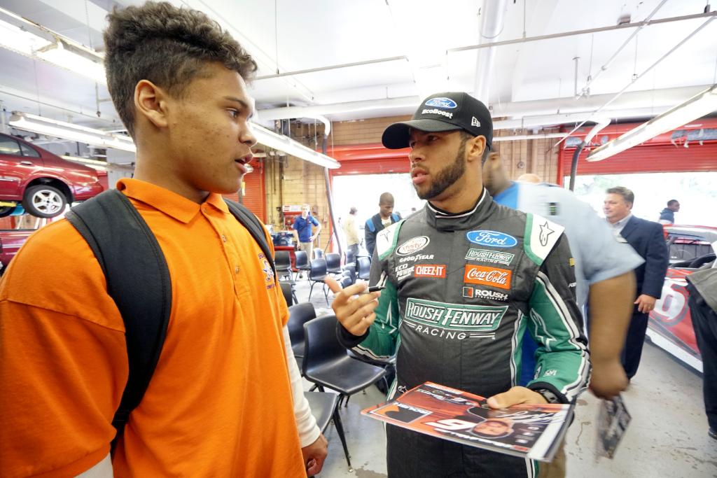 ComcastPhillyNJ's tweet photo. Remembering a @NASCAR #XfinityTakeover trip to #Philly a few years agoποΈ We brought @BubbaWallace and other drivers to @PHLschools Edison High School to meet with their #CTE students. Such a great guy, he really connected with all the students! https://t.co/k5gNy1eMKa