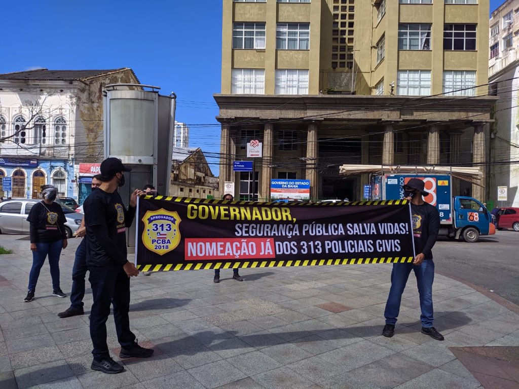 formadospcba's tweet photo. NOMEAÇÃO JÁ! A Bahia PRECISA de Investigadores, Delegados e Escrivães! A Criminalidade esta dominando a Bahia! #NomeiaRuiPCBA https://t.co/1op4AaCySR