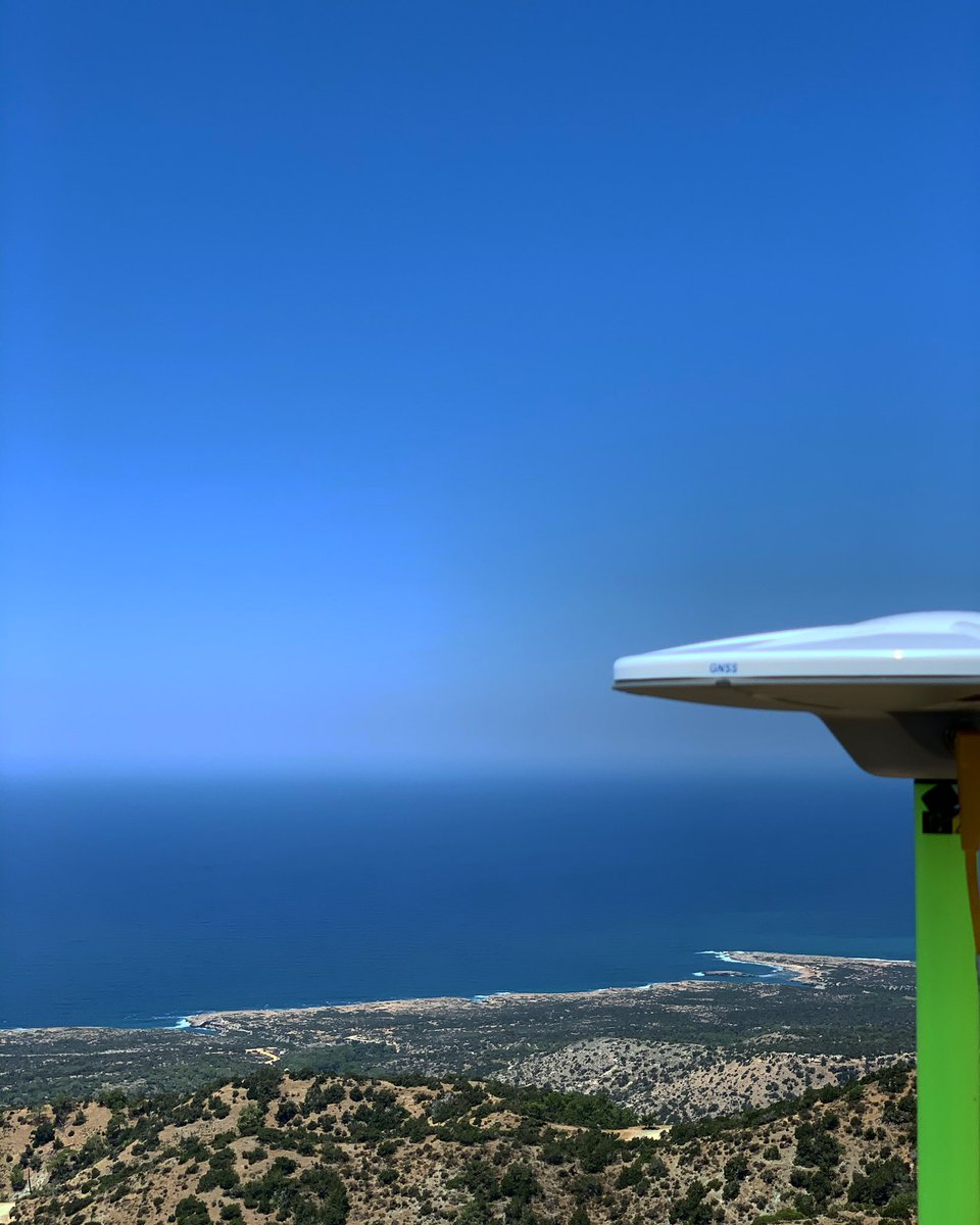 cyclops_cy's tweet photo. 👉Enjoying summer with geodesy..🧭  

#gnss #geodesy #engineering #cyprusuniversityoftechnology #teamgeodesy #LoGteam #LoG #CyCLOPS  #CelestiaLab #GeodesyLab #Nature 
@ResearchCy https://t.co/UA9WBAjscR