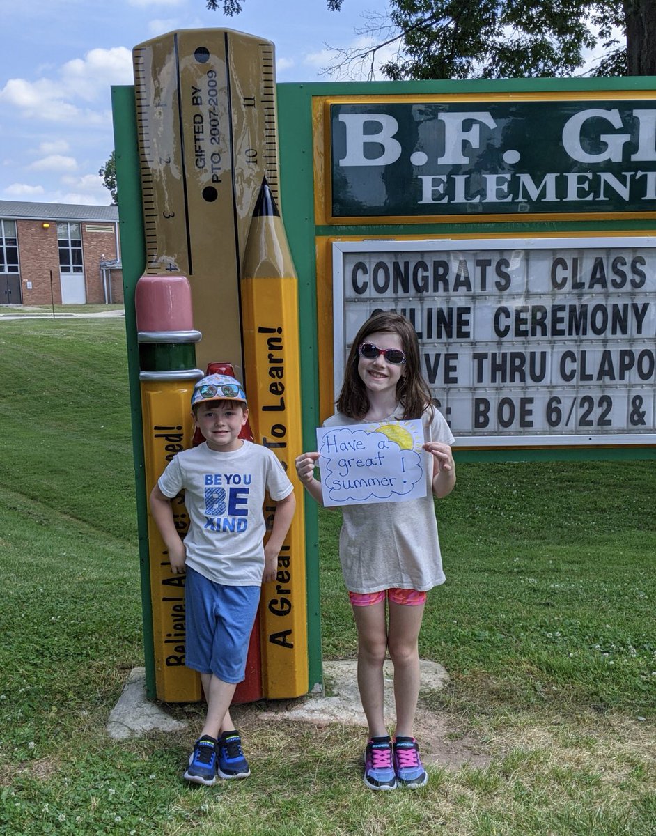 Miss Anton tweet media