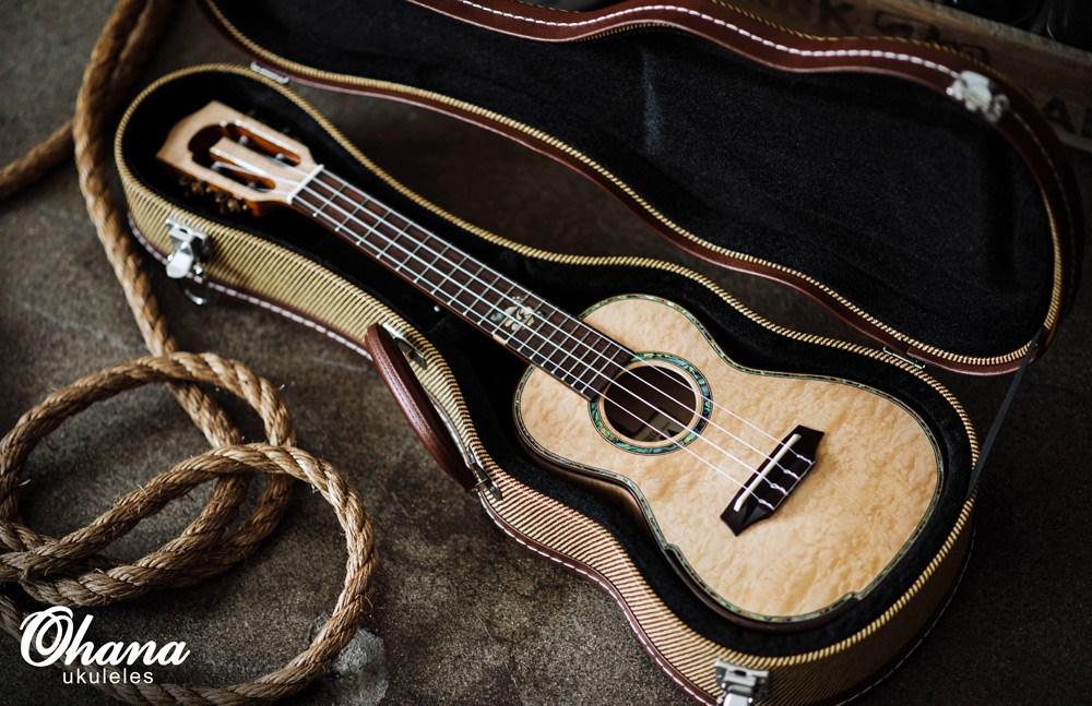 OhanaUkuleles's tweet photo. There are many ways to show you love your ukulele besides playing it! Like anything else, it needs tender love and care to keep playing and sounding great. Check out these tips on our blog:  
🔗 https://t.co/q32cV2ZIit 🔗 #ohanaukuleles #ohanablog https://t.co/bA78c8YjBR