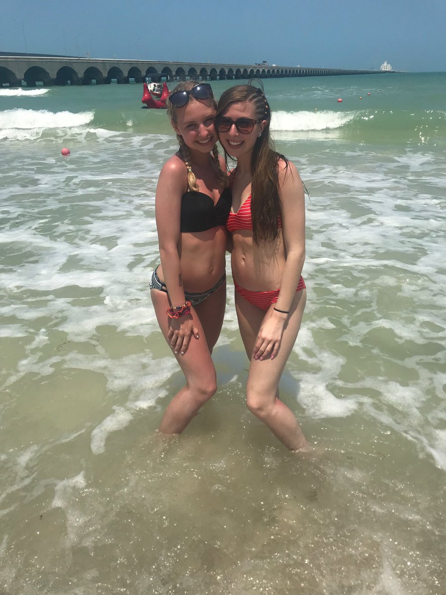 kutrukisv's tweet photo. HAPPY BIRTHDAY CHRISTIANNA!!!!! You're such a genuine person and one of my TRUE friends. You always support me and are just an amazing person all around. I know you have so much in store for you. I hope you have an amazing day Anna. I love you so much 💗💗💗💗 https://t.co/ctNeC8fdDw