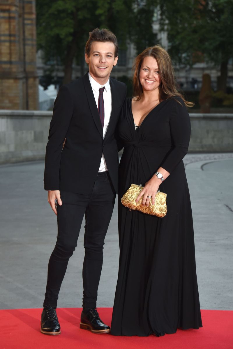 and of course, louis' most largest accomplishment was when he hosted the Believe In Magic Cinderella Ball for children who are terminally ill & personally donated an amazing $2,000,000.alongside him were liam payne & johannah deakin, his mum.