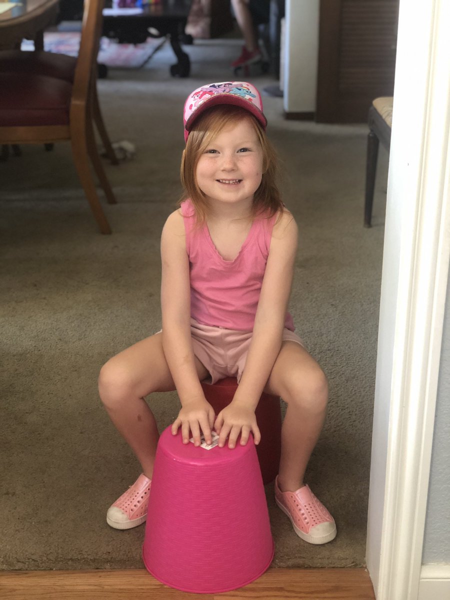 Kelly__Test's tweet photo. This girl. Future @mona_tavakoli and I’m HERE for it. #look4thegood #RhythmIsLife @jason_mraz https://t.co/0gsbfunZIb