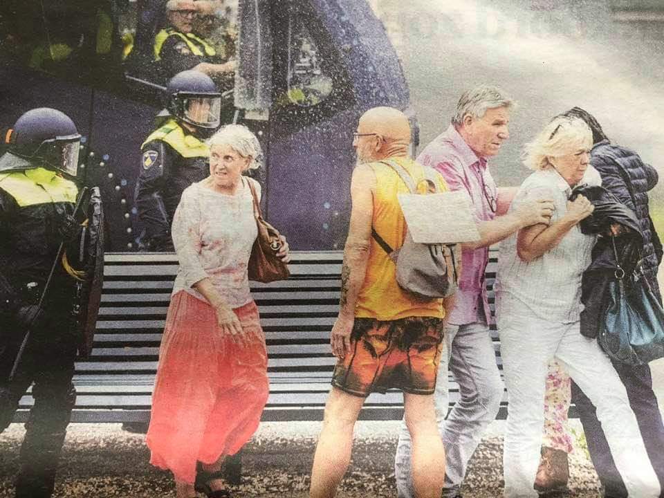 trollenhater's tweet photo. De relschoppers zondag.... https://t.co/q0TYdaLy9b