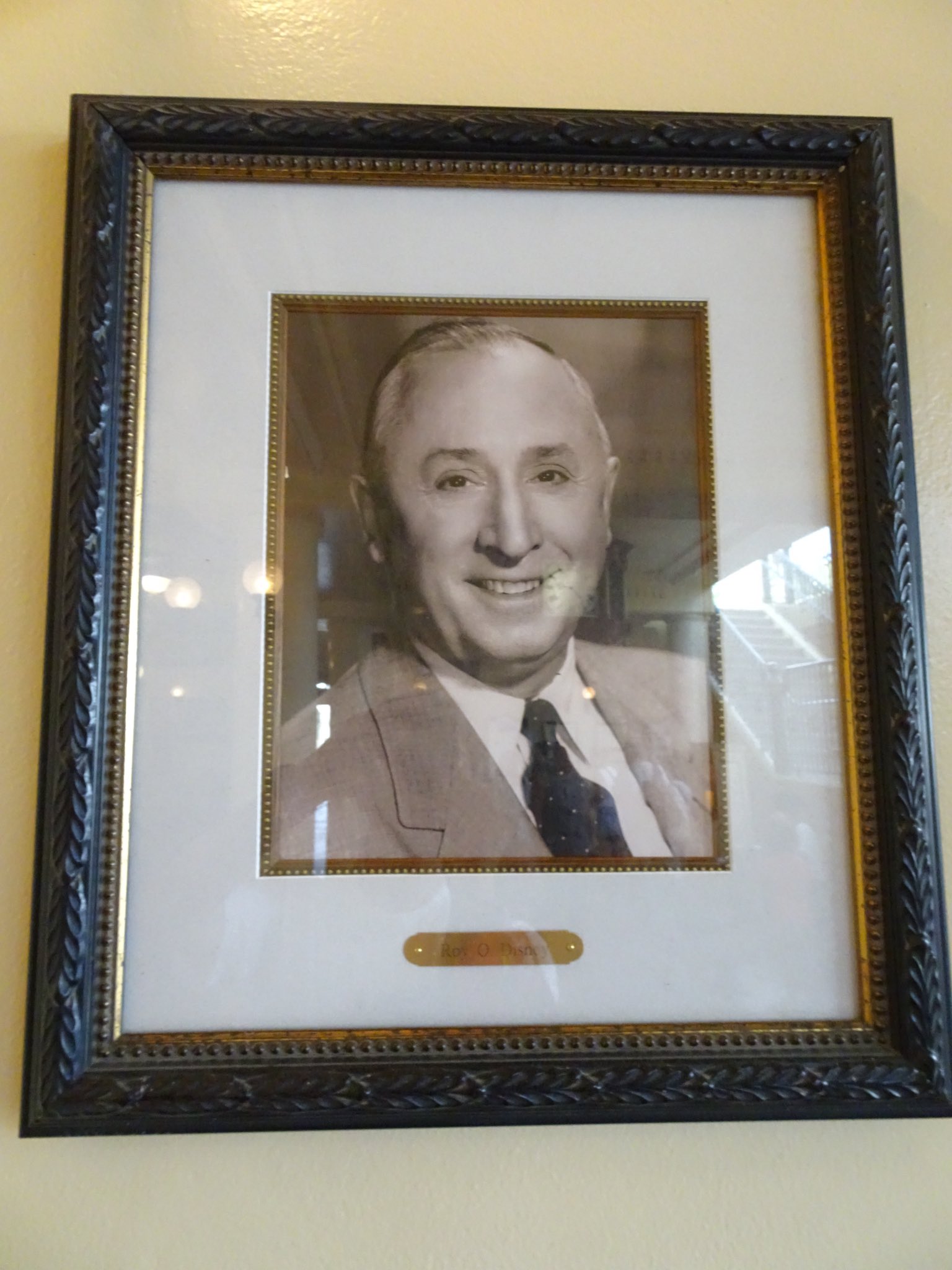 D93 The World S Most Magical Celebration 今日はウォルトの兄 ロイ O ディズニーの誕生日 ウォルトの成功には兄ロイの存在は欠かせないものでした 財政面で弟の夢を支え ウォルトが亡くなった後は 彼が残した ディズニー ワールド のオープンに D93 The World S Most Magical Celebration 今日はウォルトの兄 ロイ O ディズニーの誕生日 ウォルトの成功には兄ロイの存在は欠かせないものでした 財政面で弟の夢を支え ウォルトが亡くなった後は 彼が残した ディズニー ワールド のオープンに