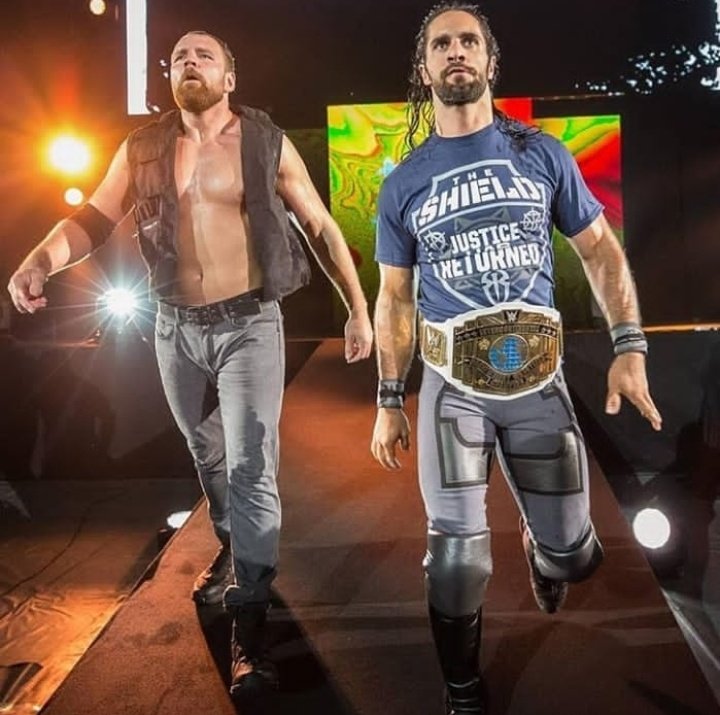 sw_eetbutpsycho's tweet photo. My Boys🔥👊 Im Proud Of This Duo💕💕 @WWERollins @JonMoxley 💕
 that the two men are not only close friends but more like brothers in the real life,

#believethat  #MondayNightMessiah #SethRollins #deanambrose #thebeastslayer #thelunaticfringe #jonmoxley  #WWERaw https://t.co/QkjWPTAzjd