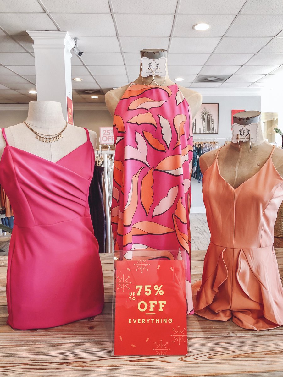 ShopEntourage's tweet photo. Our FAV summer dresses ♥ Shop our link https://t.co/uK42QTzQMp https://t.co/Bqdt5XpiWb