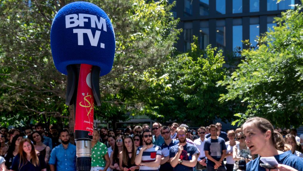 BFM TV et RMC se mettent en grève face aux menaces de licenciements 

🔎 telerama.fr/ecrans/bfm-tv-…
Par <a href="/rsenejoux/">Richard Sénéjoux</a>