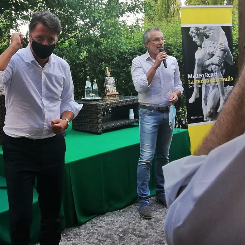 sscaramelli's tweet image. La vostra ingratitudine non merita il nostro rancore. @matteorenzi in #terredisiena accolto da 320 persone. #restart @ItaliaViva