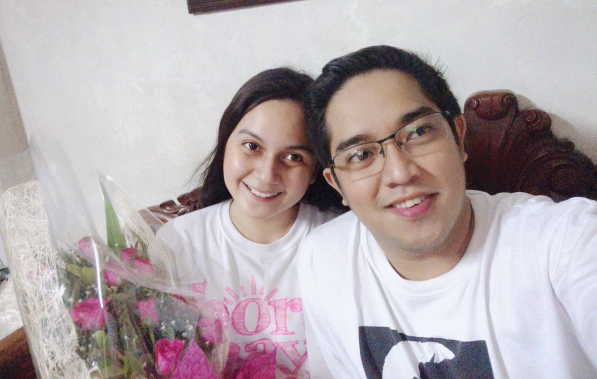 mondigo25's tweet photo. she celebrated her birthday twice. 
laging excited, nag- advance celebrate nung linggo, nakisabay sa father's day. Mas gusto ko mag-celebrate sa mismong araw ng birthday nya. kaya sinurpresa ko na lang siya.

I love you so much, Baby!

*Wala siyang Twitter 😁

#Jobela https://t.co/T73nMgG5z0