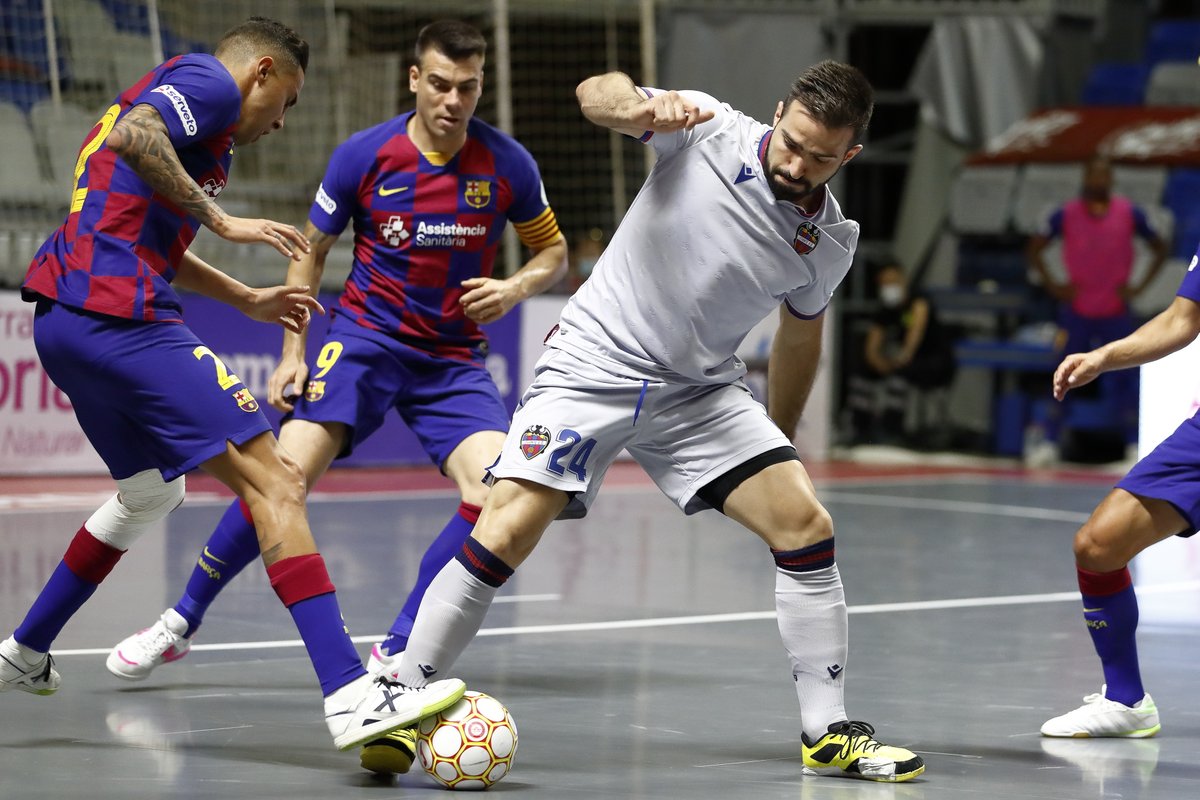 LUDfutbolsala's tweet image. FINAAAAAAAAAAAAAAAAAAAAAAL FINAAAAAAAAAAAAAAAAAAAAAAAAAL

@FCBfutbolsala 2-3 #LevanteUDFS

¡¡¡Estamos EN SEMIFINALES!!!

#LNFS