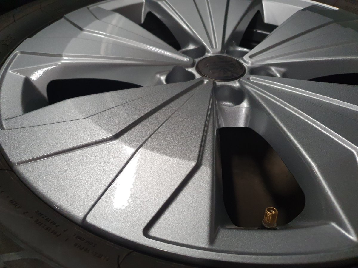 Alu Kola Disky Elektrony Alu Kola Orig Volkswagen T Cross Polo Cislo Dilu 2gpa 5x100 6 5jx17 Et39 Letni Pneu 98 Vzorek V Super Stavu Bridgestone 5 55 R17 91w Moznost Zaslani Alu Kola Disky Elektrony Alu Kola Orig Volkswagen T Cross Polo Cislo Dilu 2gpa 5x100 6 5jx17 Et39 Letni Pneu 98 Vzorek V Super Stavu Bridgestone 5 55 R17 91w Moznost Zaslani