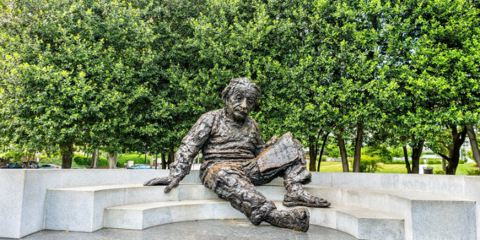 SAMarketer's tweet image. “Imagination is more important than knowledge” ~ Albert Einstein

#imagination important part of #resilience #innovation #entrepreneurial #thinking #thriving #economies 

#blogarticle “Moving Forward and Moving Beyond – part 1” at awrpodcast.mktgwerx.com/2020/06/22/mov…