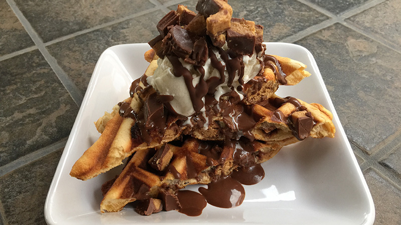seiji shingen: peanut butter chocolate waffles
