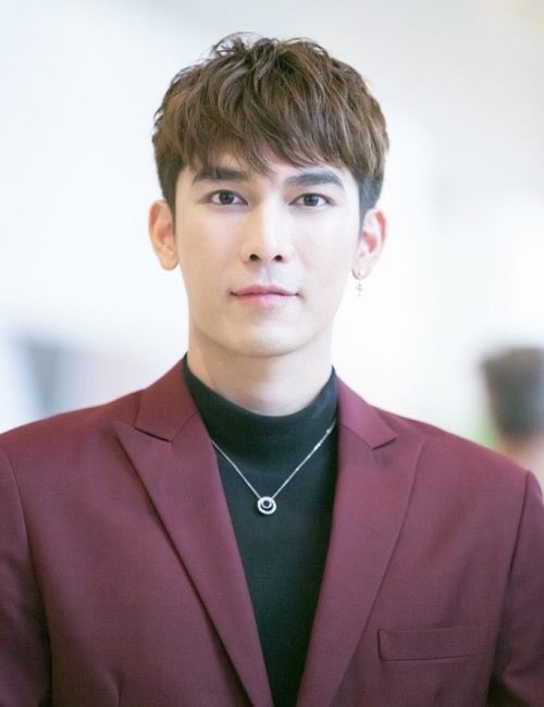 I’m about to get real emotional guys. I have been a Mewlion and followed Mew and all his endeavors since WTD season 1. I have watched everything that went down and seen how hard it was for him and let me tell you nothing makes me more happy  #CosmoXMewSuppasit