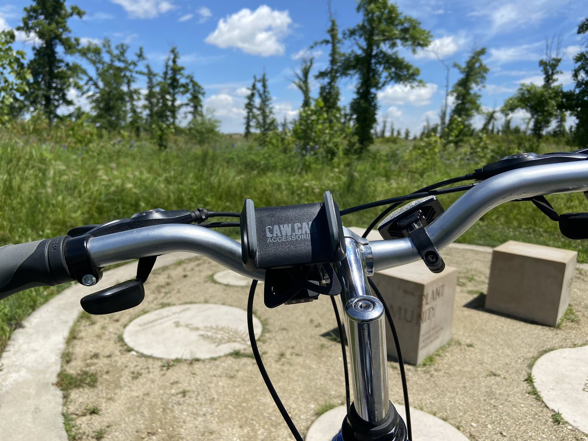 kasaan05's tweet photo. Itโs a good day for a good day! #BikeWeather #FreshAir #NatureHeals https://t.co/qdcpEmXjic