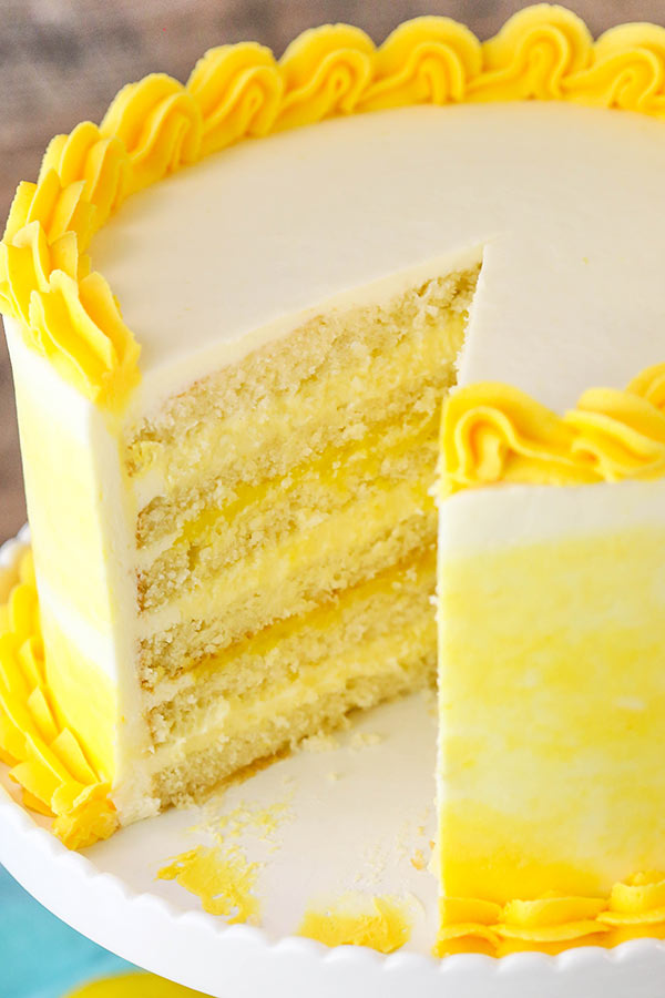 rui maita: yellow lemon cake with lemon buttercream icing