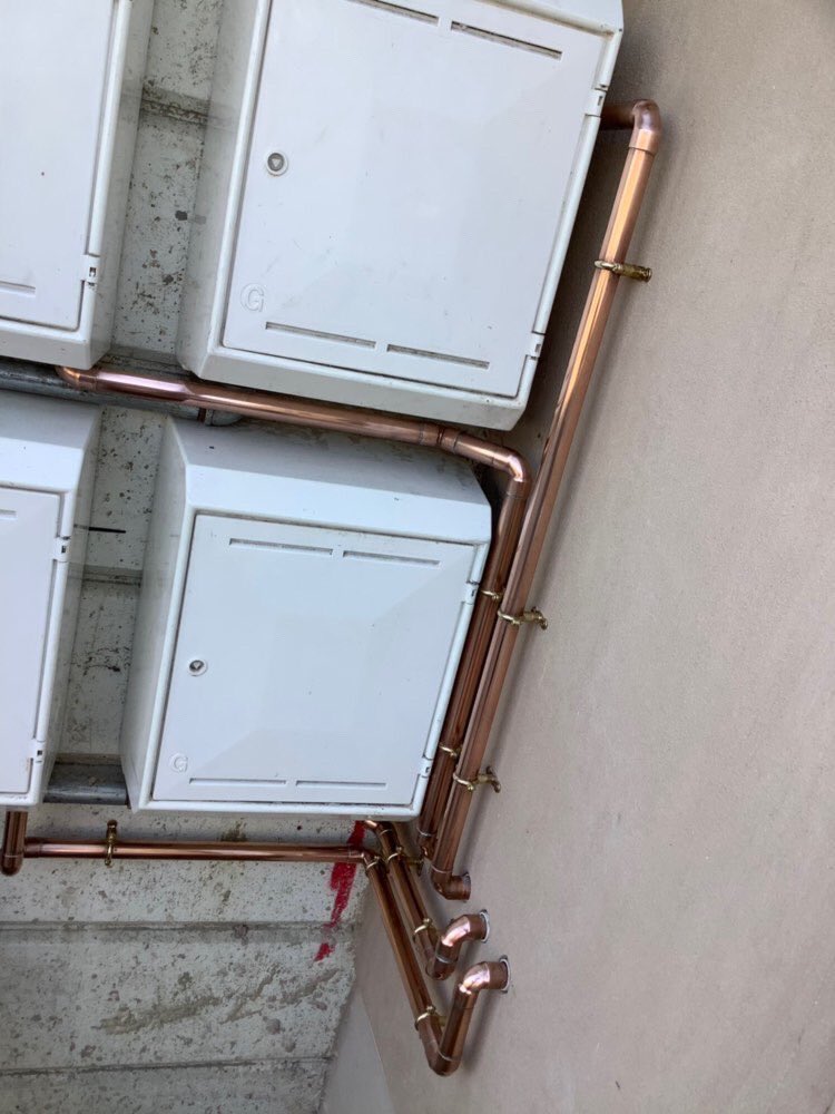 RyeHeating's tweet photo. Gas runs connected to meters today #copper #28mm #ryeheating https://t.co/nKlN1nJoHR