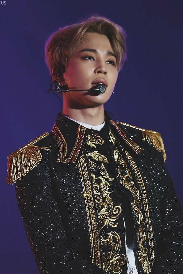 Park Jimin is the "prince charmant" in every princess story .. ♡-A thread