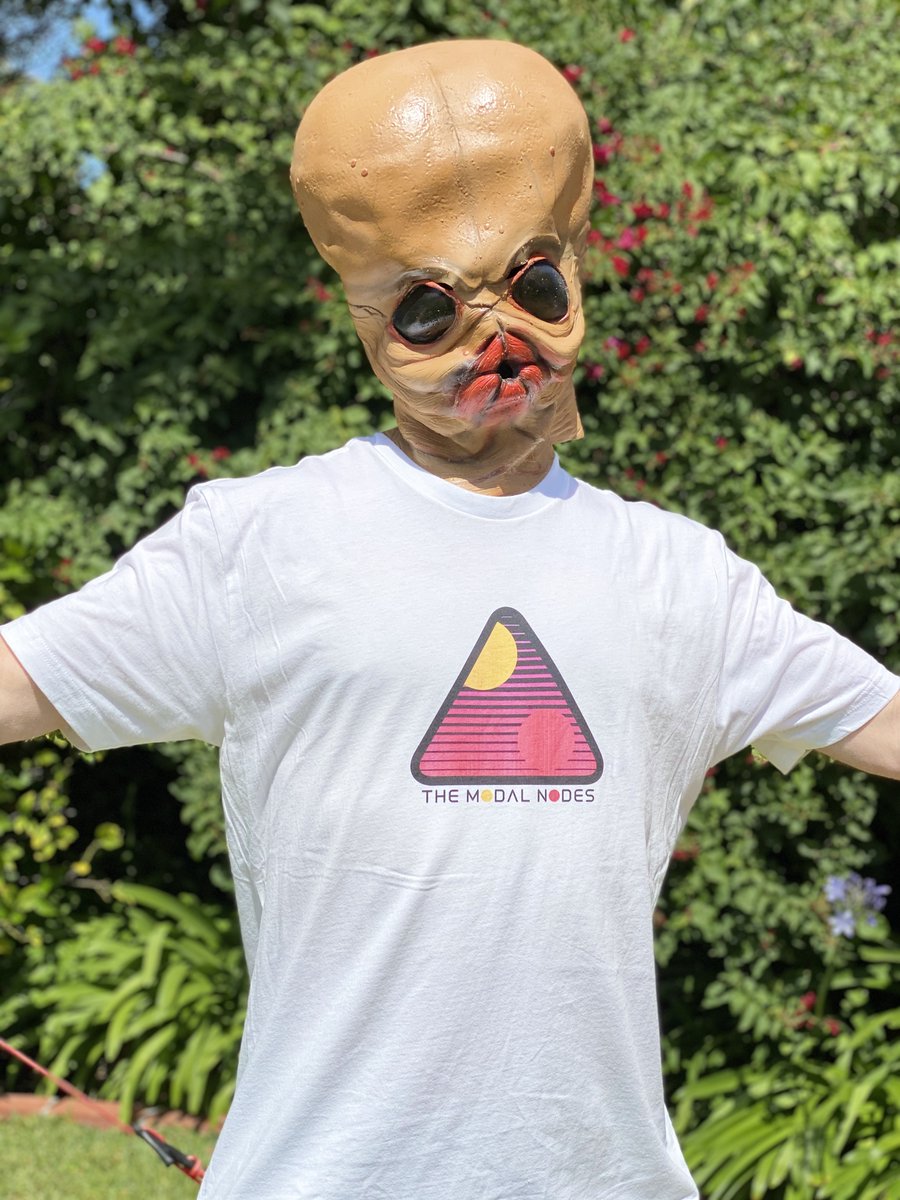 themodalnodes1's tweet photo. Modal Nodes T-shirts now available! https://t.co/2m9i3B2MKV #starwars #cantinaband #starwarsrocks https://t.co/5vRK2Jyn5E