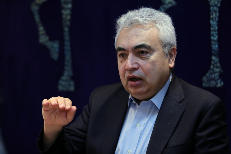 BloombergHT's tweet photo. UEA/Birol: Dünyada 6,5 milyon enerji çalışanı Kovid-19 nedeniyle işini kaybedebilir https://t.co/cV2nZeAtr0 https://t.co/1p7nflWtbj