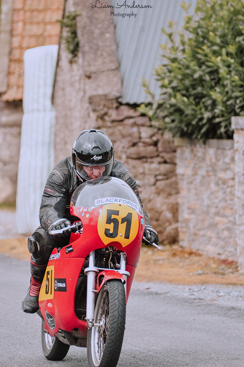 Munster100RR's tweet photo. The classic races never fail to disappoint at our National meetings & despite a clash last year with another classic event we still had some of our finest exponents on the #Glanmire circuit bringing the nostalgia & the noise ποΈπ¨ #roadracing #classicracing #CMRVC #Munster100 https://t.co/nsK5xo2Iwv
