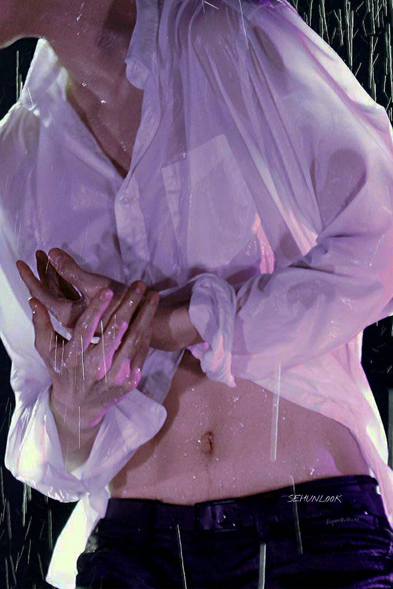 sehun's waist; a thread   —  for your decaying souls