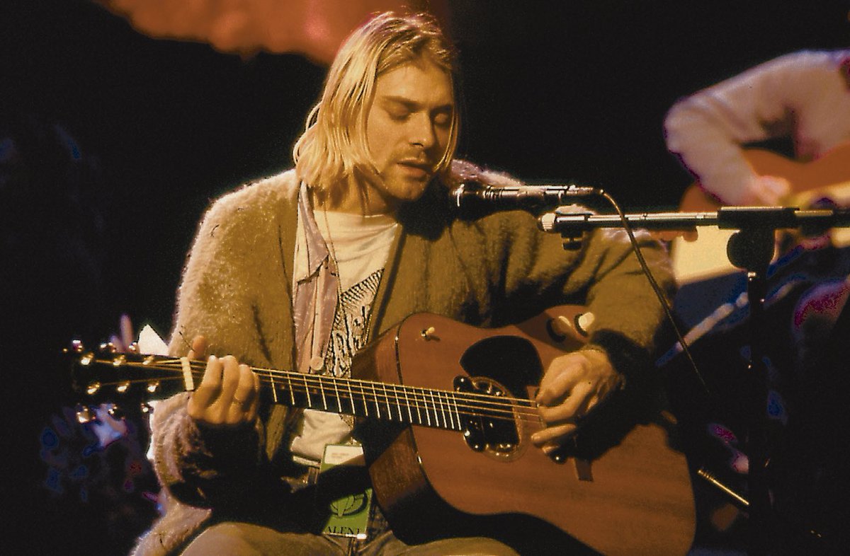 Cineinformacion's tweet photo. Este viernes 26 de junio, #MTVLatinoamérica prepara un ‘flashback’ de 24 horas, con algunos de los programas más icónicos de la marca y especiales musicales. Desde el MTV Unplugged de #Nirvana y #PearlJam, episodios de #Daria #DisasterDate #Enchúlamelamáquina, y #MTVTop @MTVLA https://t.co/ezb3a6k064