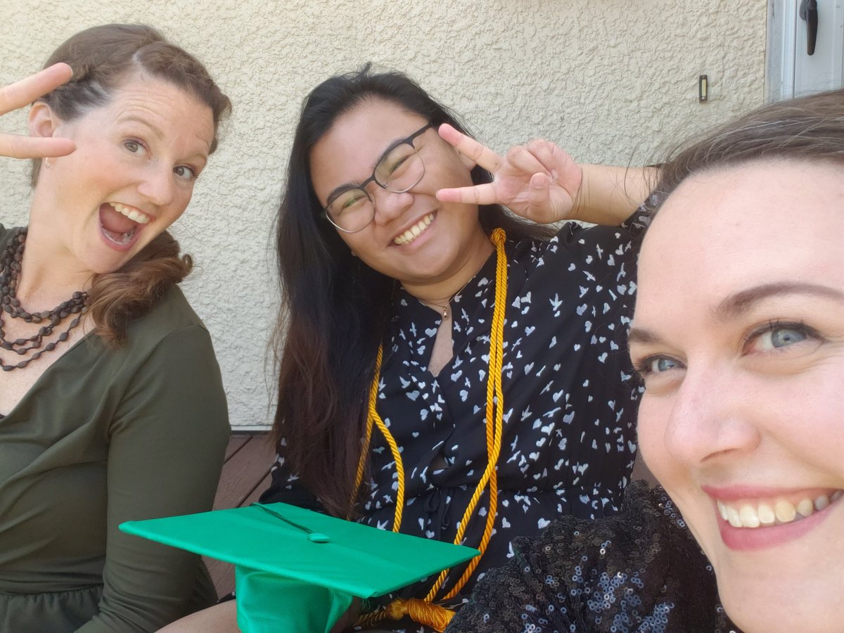 MsRomo307's tweet photo. Great day delivering diplomas! Congrats, grads 2020!!! #outtakes #TecVoc #TecVocGrade9 https://t.co/U223jDeeUI