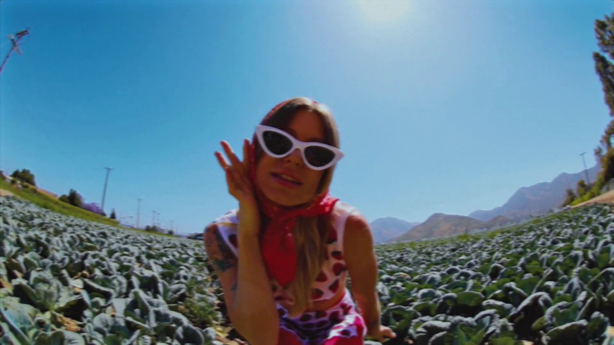 .<a href="/leefossmusic/">Lee Foss</a> &amp; @anabelenglundz dropped a psychedelic music video for their latest single, "Warm Disco" via <a href="/MarcKinchen/">MK (Marc Kinchen)</a>'s AREA10 imprint intlhouseofsound.com/lee-foss-x-ana…