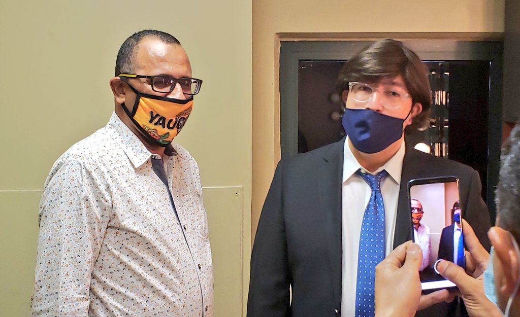 En breve estaré conversando con <a href="/JaimeGravy/">Jaime Gravy</a> en <a href="/MegaNoche/">La Mega Noche</a> por <a href="/MegaTVLive/">MegaTV</a>
<a href="/HectorMarcanoTV/">Hector Marcano</a> <a href="/FunkyJoeElCirco/">Funky Joe</a>