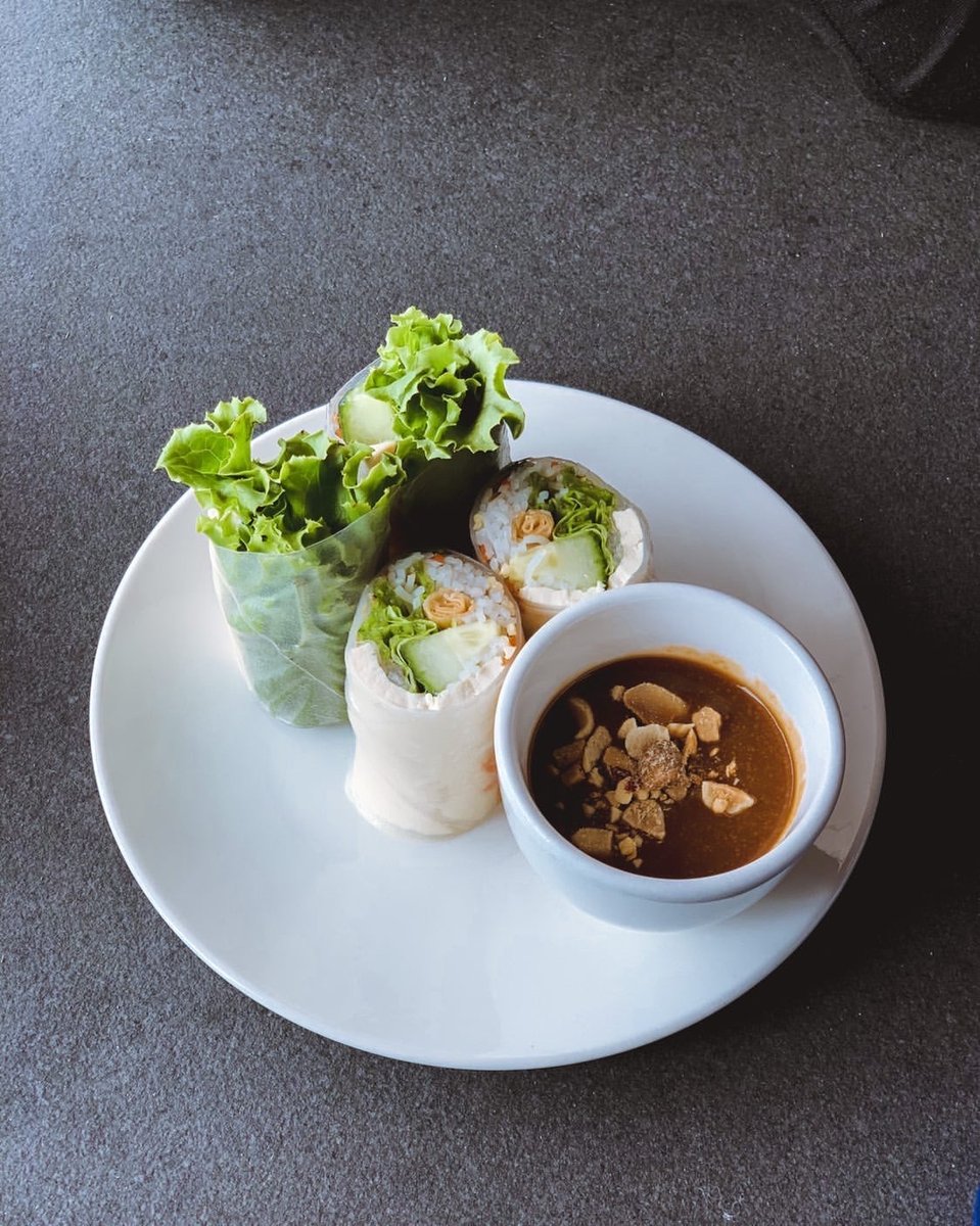 chowatCHAU's tweet photo. Good food, good mood 🌱💚#chowatchau ⁠
⁠
Our East Vancouver location is open (dine-in &amp; takeout) 11:30 am - 7pm (takeout until 7:30 pm) &amp; we're open daily at Granville Island, 11 am - 5 pm. ⁠
⁠
We hope to see you this week for a bite! 🤗⁠
⁠
📸: via IG @myplantifulplate https://t.co/tmSe43liUG