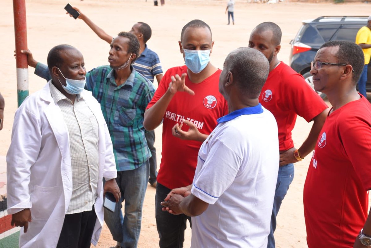 UdgoonSiyad's tweet photo. proud.

Ladies and gentlemen in partnership with local stakeholders we had a blood drive today at Garissa primary with the target of raising 50 pints. We began the exercise with a short walk from hass fuel station going through the down town to Garissa primary. https://t.co/2OqNLhMf6A
