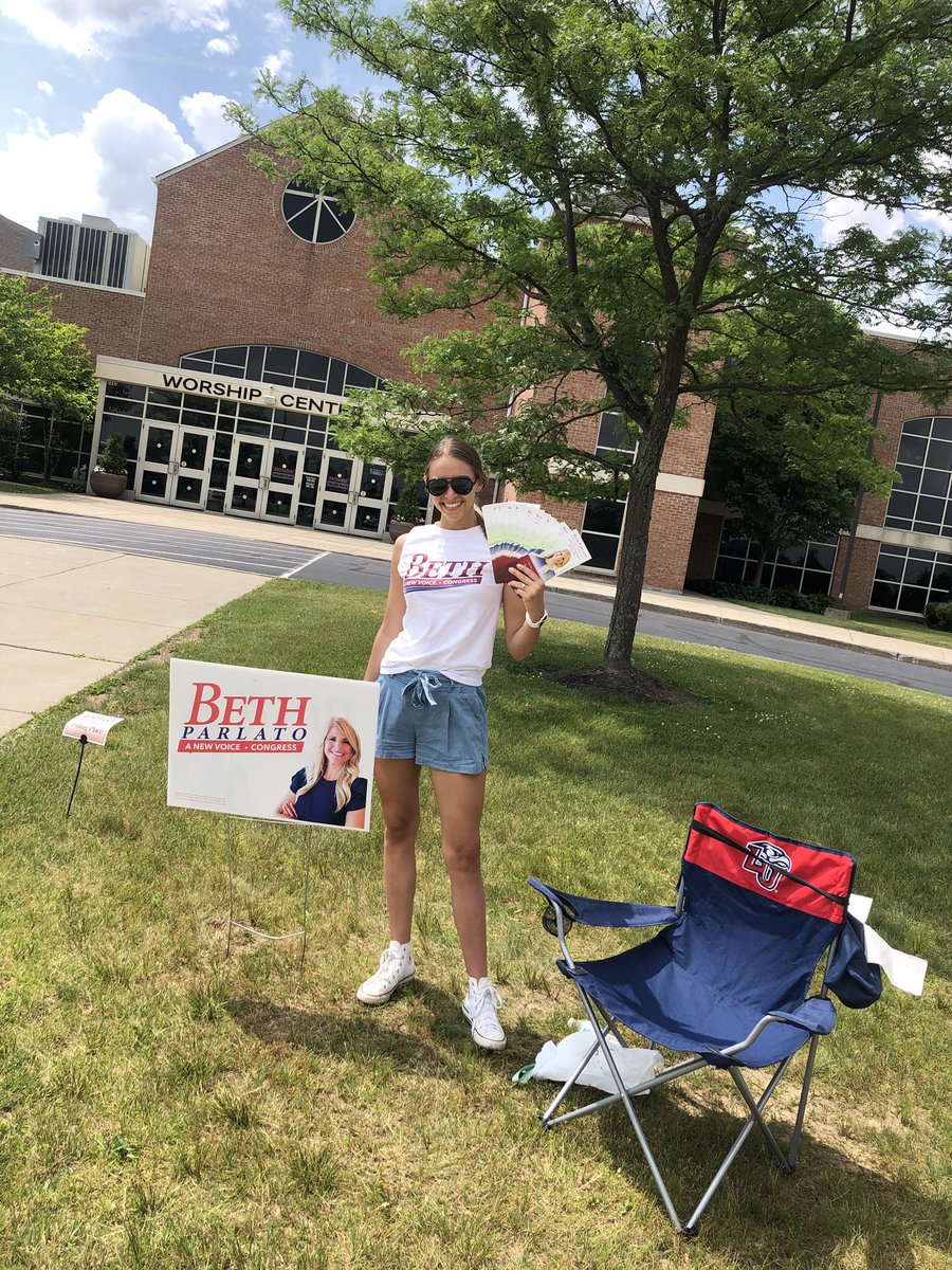 Beth Parlato tweet media