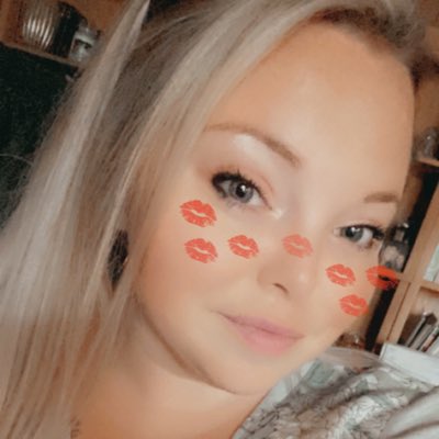 AprilLynn_007's tweet photo. #NewProfilePic https://t.co/9j7dL9zccE