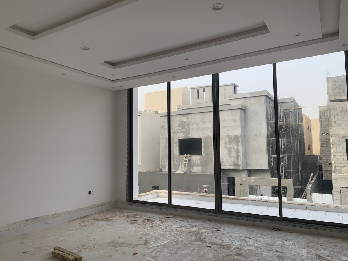 WaslRS's tweet image. فيلا للبيع #حي_العارض 448م درج صاله شقتين