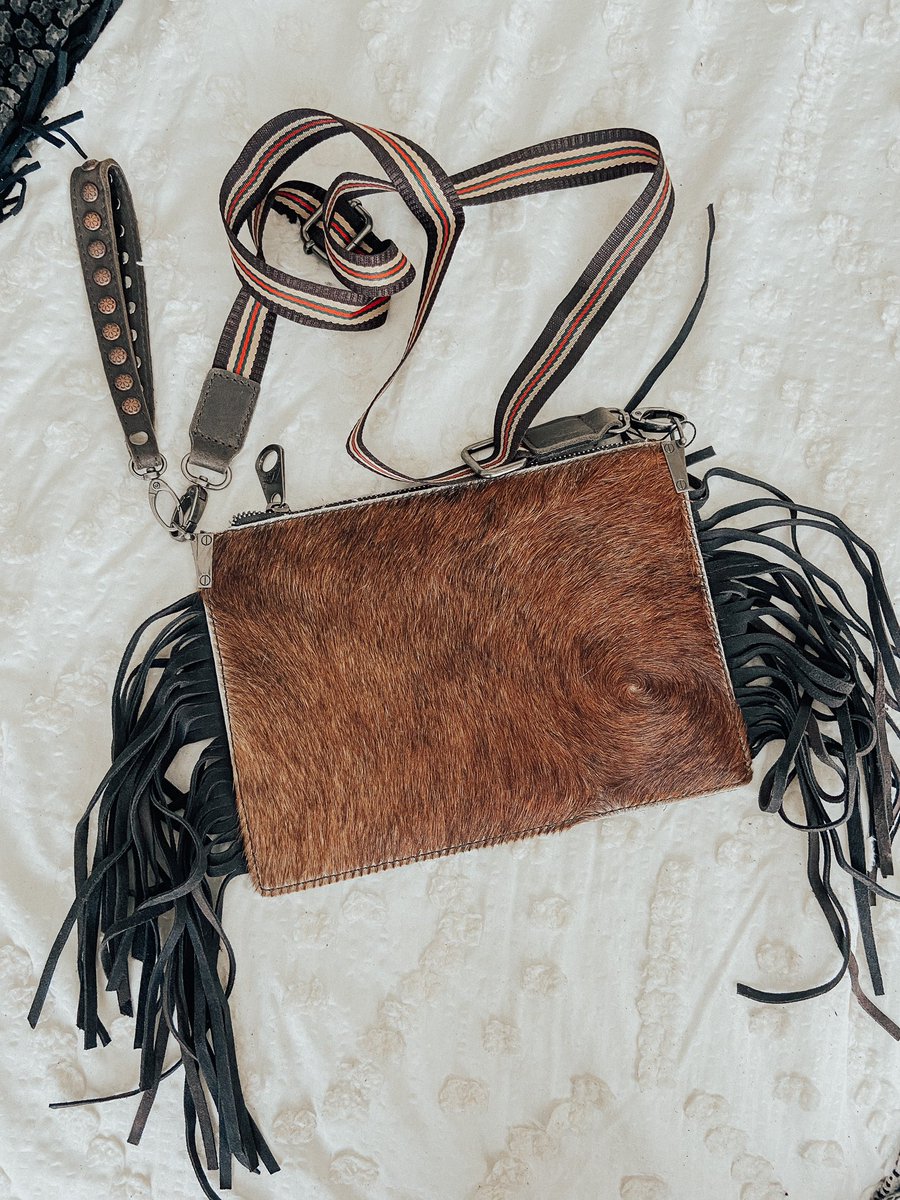 These are the last of the cowhides!! Go grab you one of these bags!! One of a kind!🤩
shopcroftco.com