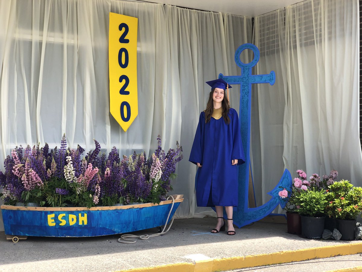 mgeorge_ms's tweet photo. Beautiful graduation at ESDH today. @EasternShoreDHS #HRCEClassOf2020 #NSClassof2020 https://t.co/oJ9O8LYeb2