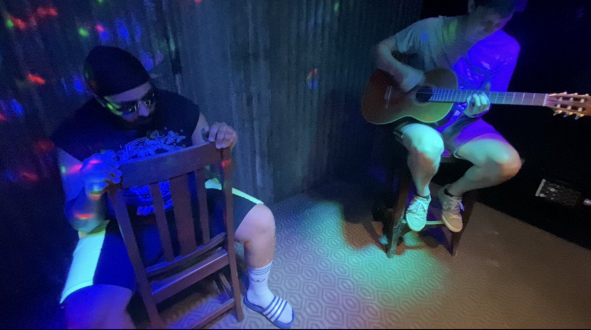 WaxLyricalSound's tweet photo. We did a lockdown acoustic session earlier on today featuring some of our tracks! Go check it on YouTube now

https://t.co/VrA00kf1NM

“Black Eyes” avaliable on all major platforms now!! #twls https://t.co/6jUQKEOcxU